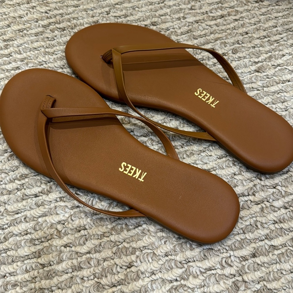 TKEES - Sandals(brand new)